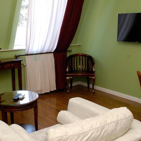 Prestige Palace - Esquisse Hotel Tbilisi Zewnętrze zdjęcie