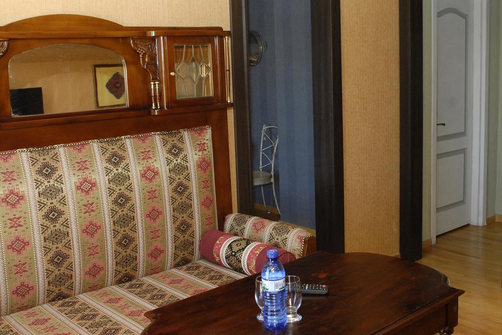 Prestige Palace - Esquisse Hotel Tbilisi Zewnętrze zdjęcie